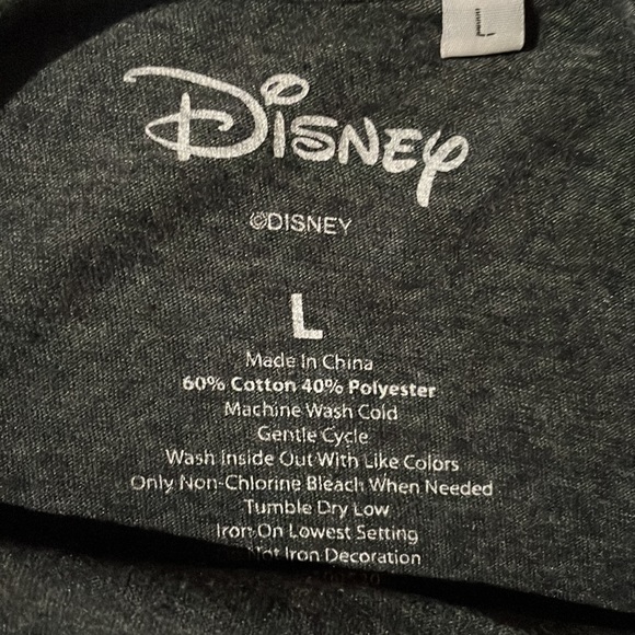 Disney tee - Picture 3 of 4
